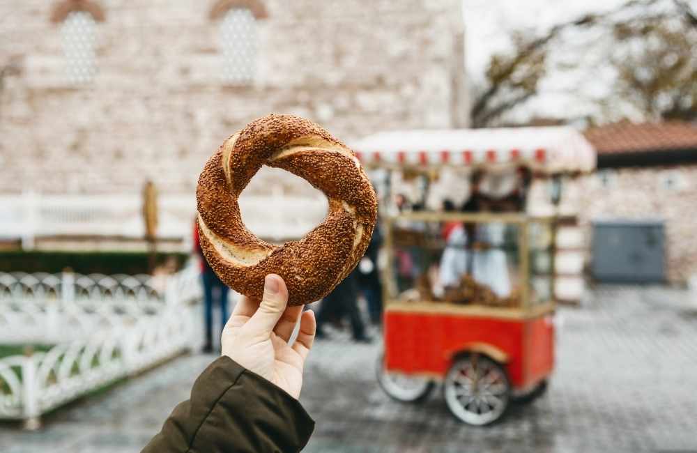 What to eat in Istanbul: Simit
