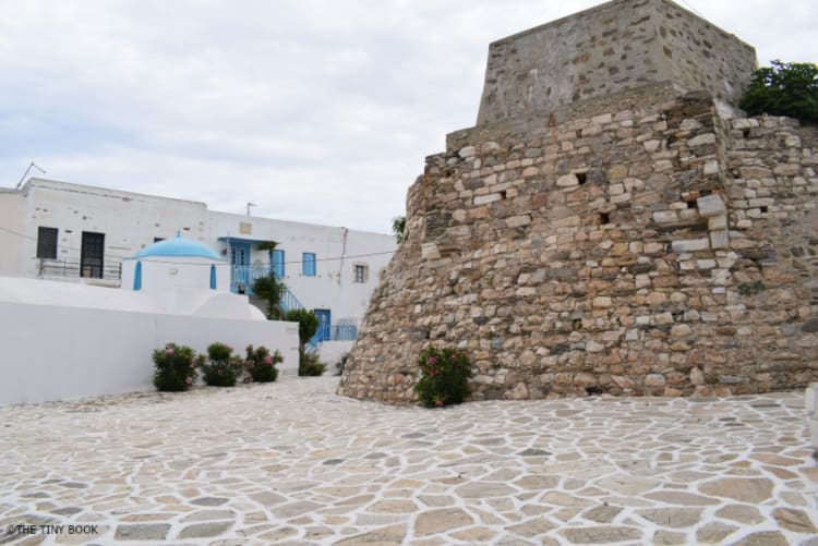 things to do in antiparos with kids