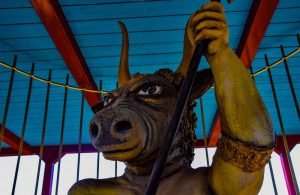 GREECE - CRETE - HERAKLION - LABYRINTH PARK - MINOTAUR
