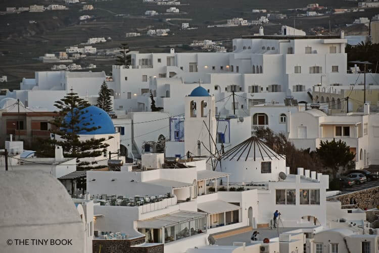 Essential Things to Do in Santorini in One Day (Plus Free Printable Packing List for Greece!) 17 Santorini in one day Firostefani village, Santorini island.