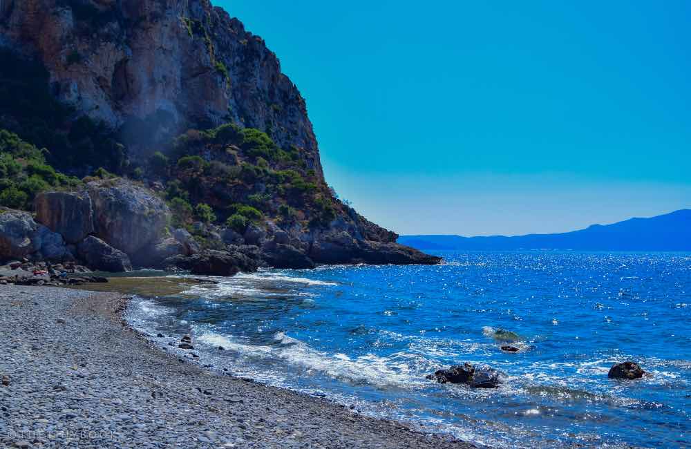 beaches in west crete