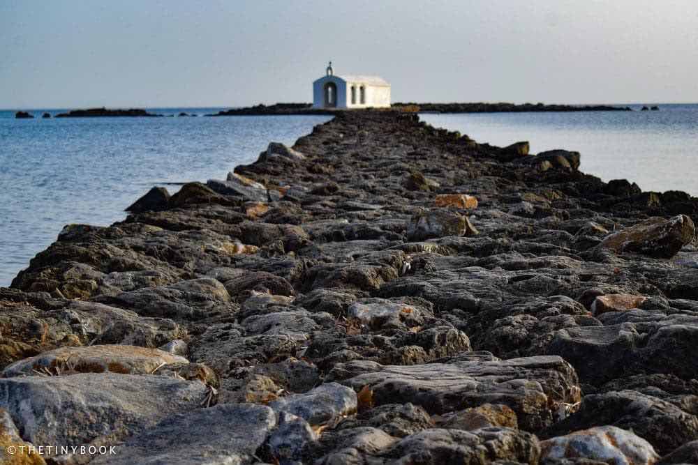 The Most Spectacular Places to Visit in Crete by Car... And Road Trip Ideas! 20 places to visit in Crete by car places to visit in Crete by car