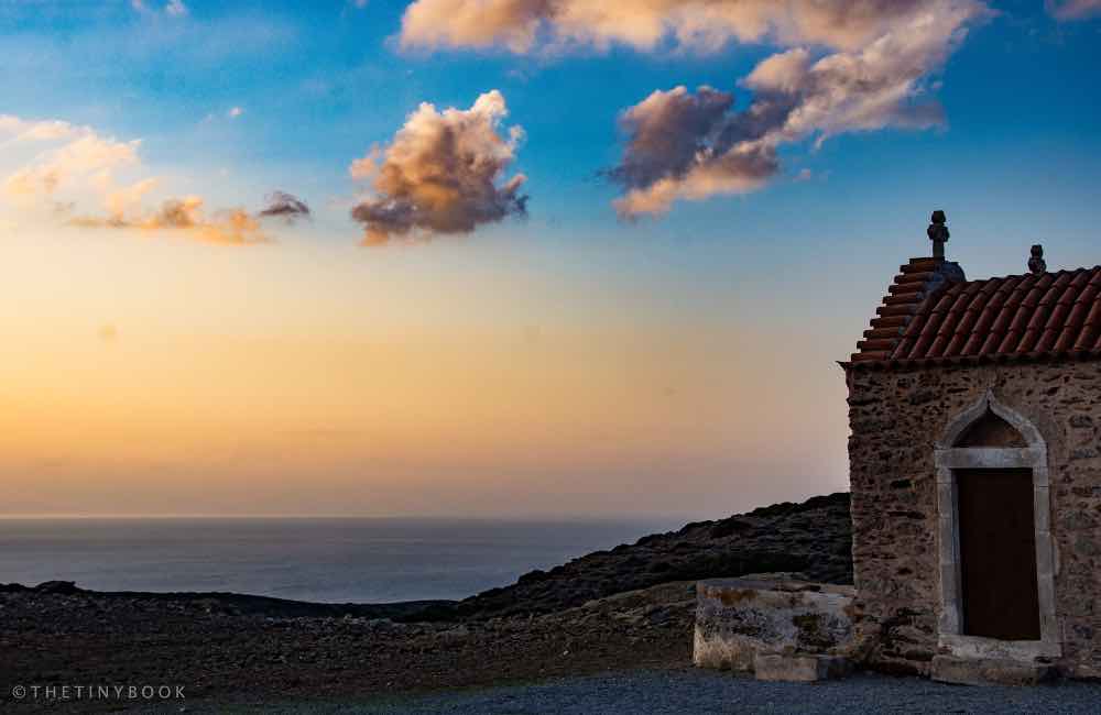 Insanely Practical Crete Travel Tips: How to Plan a Trip to Crete Without Going Crazy! 5 crete travel tips crete travel tips