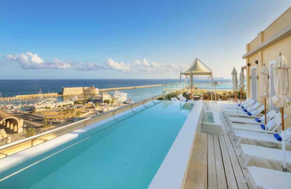 where to stay in Heraklion