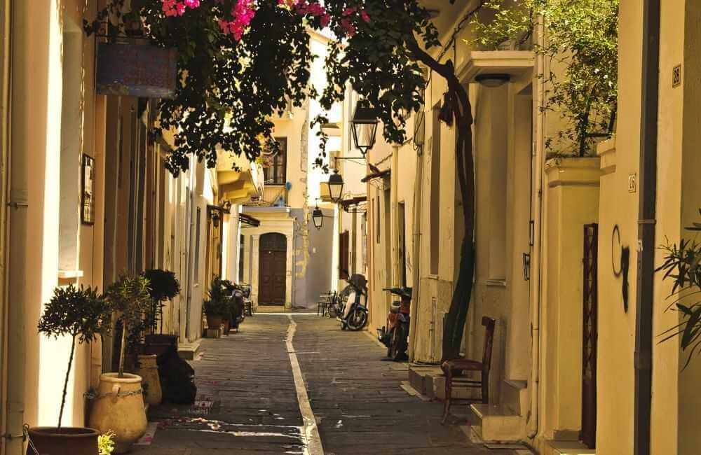 GREECE - RETHYMNON - OLD TOWN ALLEY (1)