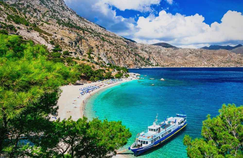 Discover the Beautiful Hidden Gems in Greece You Can Visit Right Now! 15 hidden gems in Greece hidden gems in Greece