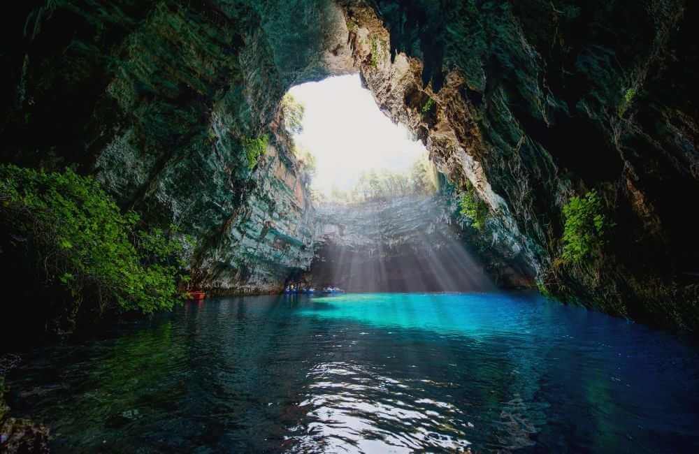 Discover the Beautiful Hidden Gems in Greece You Can Visit Right Now! 8 hidden gems in Greece hidden gems in Greece