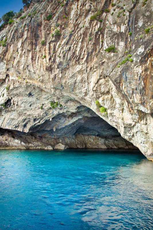 Discover the Beautiful Hidden Gems in Greece You Can Visit Right Now! 11 hidden gems in Greece hidden gems in Greece