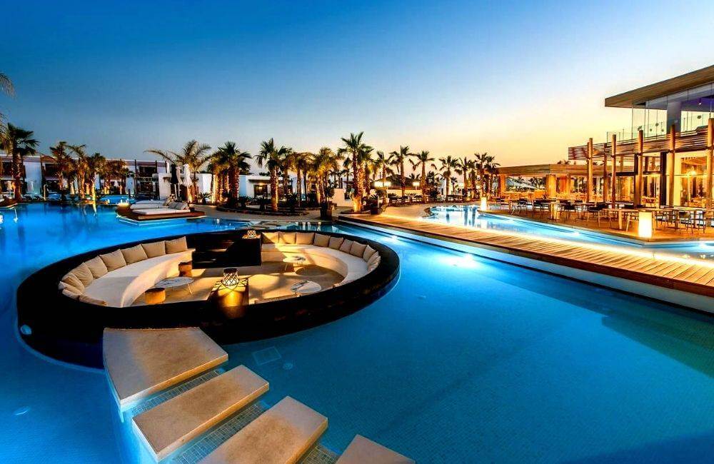 Discover 17 of the most stunning luxury resorts and hotels in Crete for an unforgettable vacation on the island!
