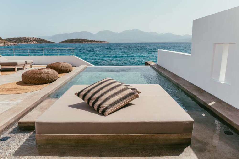 luxury resorts in Crete