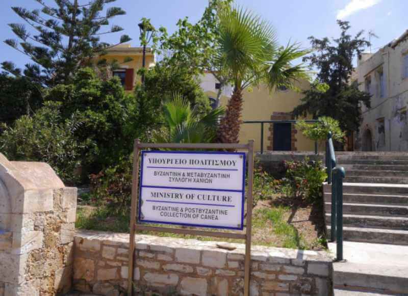 Chania or Rethymnon: Which Cretan City You Should Visit 10 Chania or Rethymnon Chania or Rethymnon