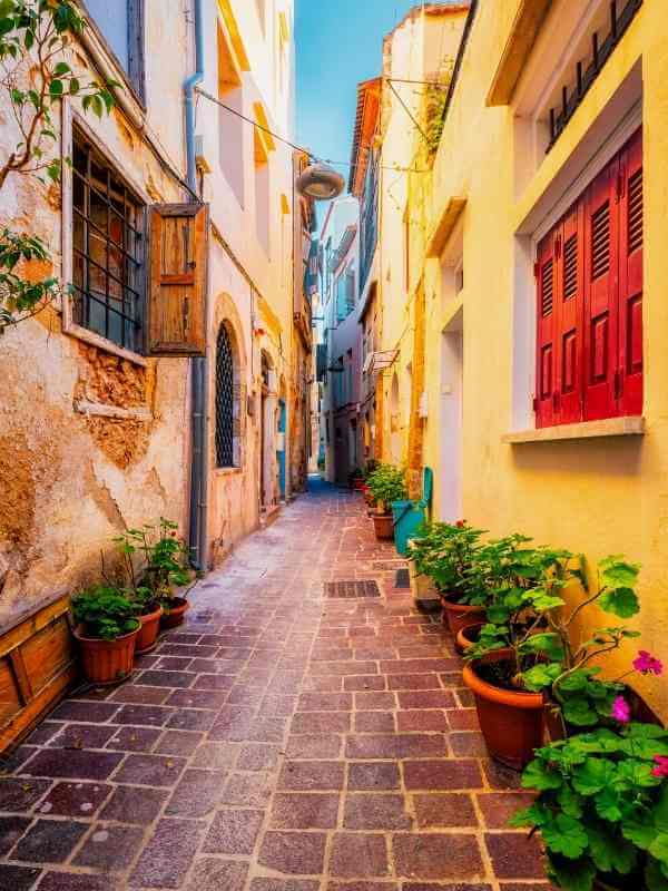 Chania . How many days in Crete