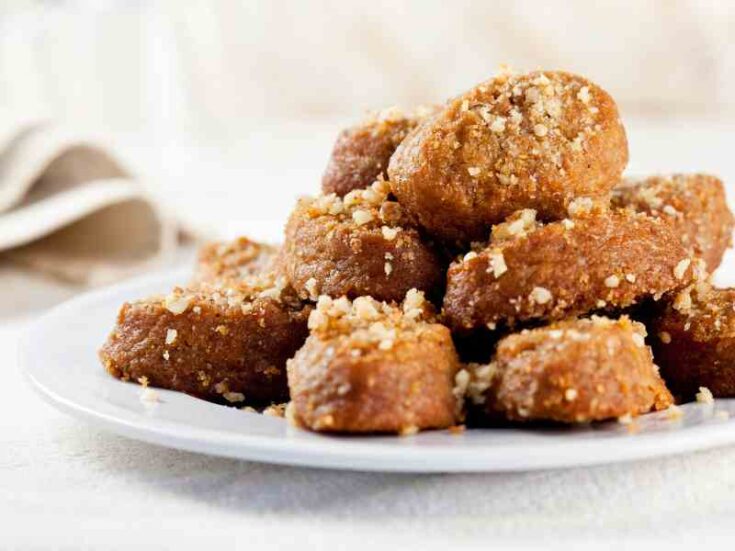 Melomakarona: Greek Christmas honey cookies