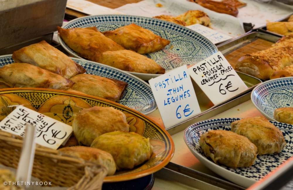 Best Street Markets in Paris for Gourmet (and Curious) Souvenir Hunting in France! 5 street markets in paris street markets in paris
