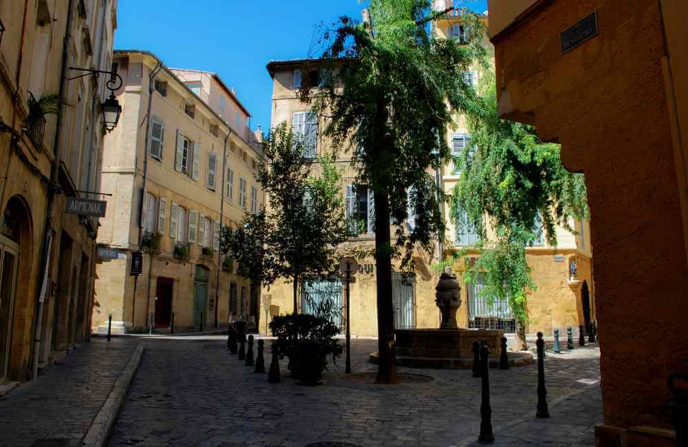 Great Things to Do in Aix en Provence, Southern France's Most Enchanting Village! 18 Things to Do in Aix en Provence Things to Do in Aix en Provence
