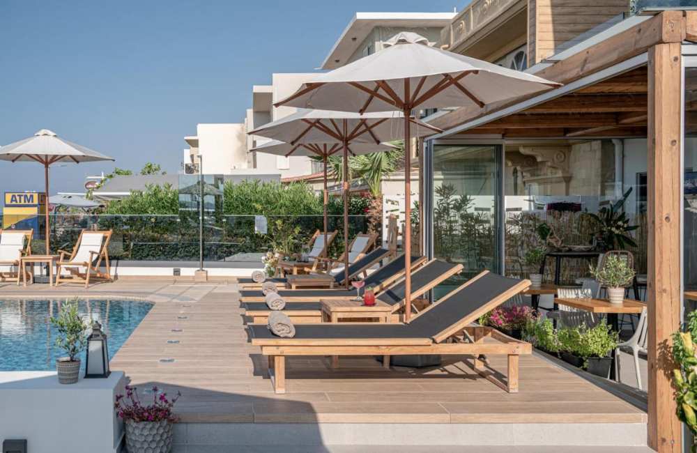 pet-friendly hotels in crete