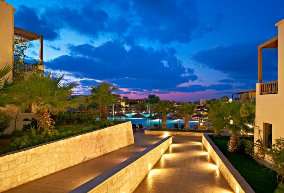 pet-friendly hotels in crete