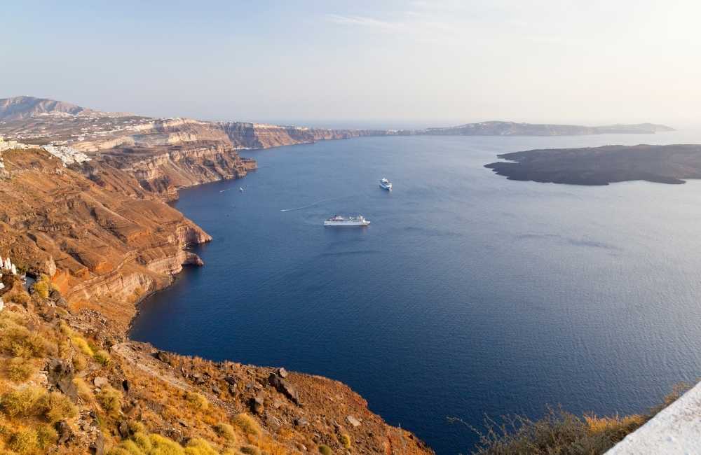 things to do in santorini with kids