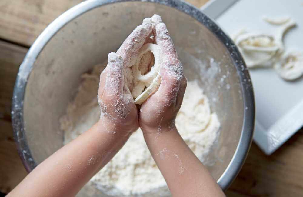 Kid-Friendly Greek Food: Best Things to Eat in Greece for Picky Eaters 15 kid friendly greek food kid friendly greek food