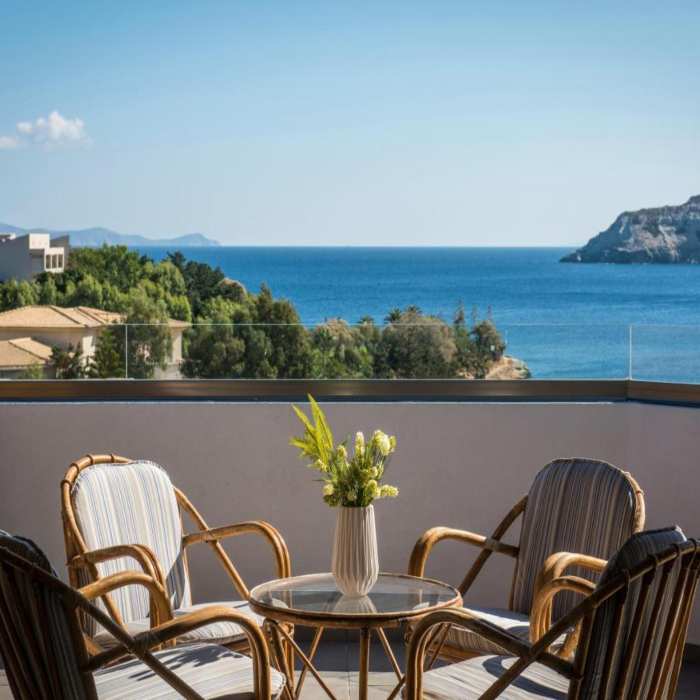 where to stay in Heraklion