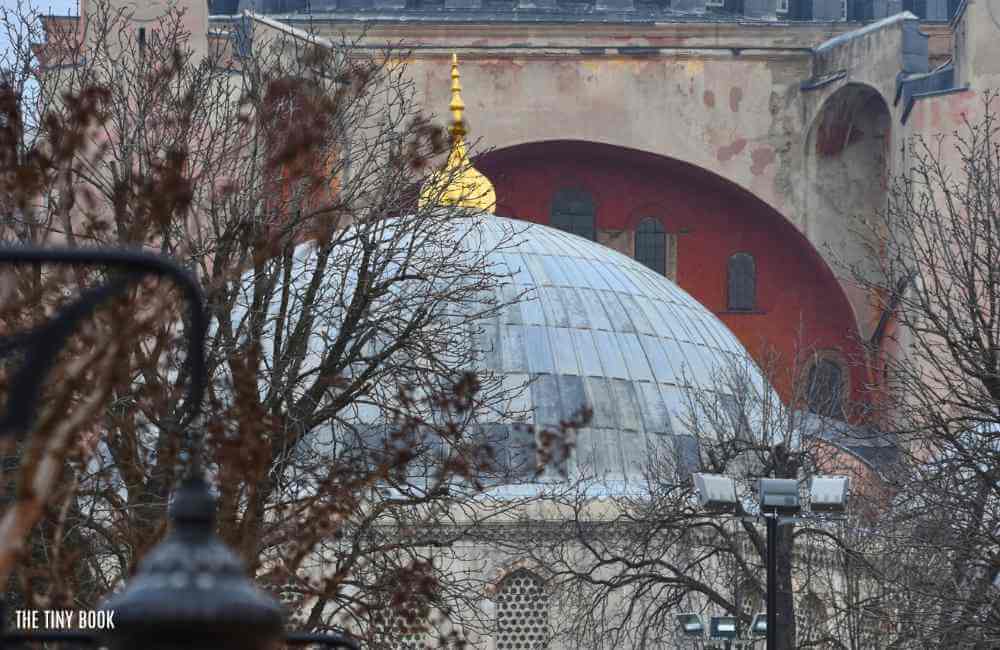 Famous Mosques in Istanbul, Religious Buildings, and Mysterious Places... The Holy Soul of Istanbul 56 Mosques in istanbul Mosques in istanbul