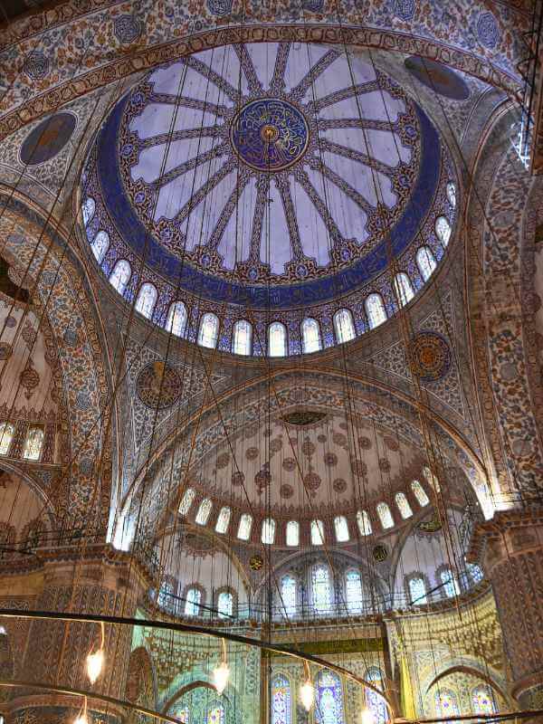 Famous Mosques in Istanbul, Religious Buildings, and Mysterious Places... The Holy Soul of Istanbul 18 Mosques in istanbul Mosques in istanbul