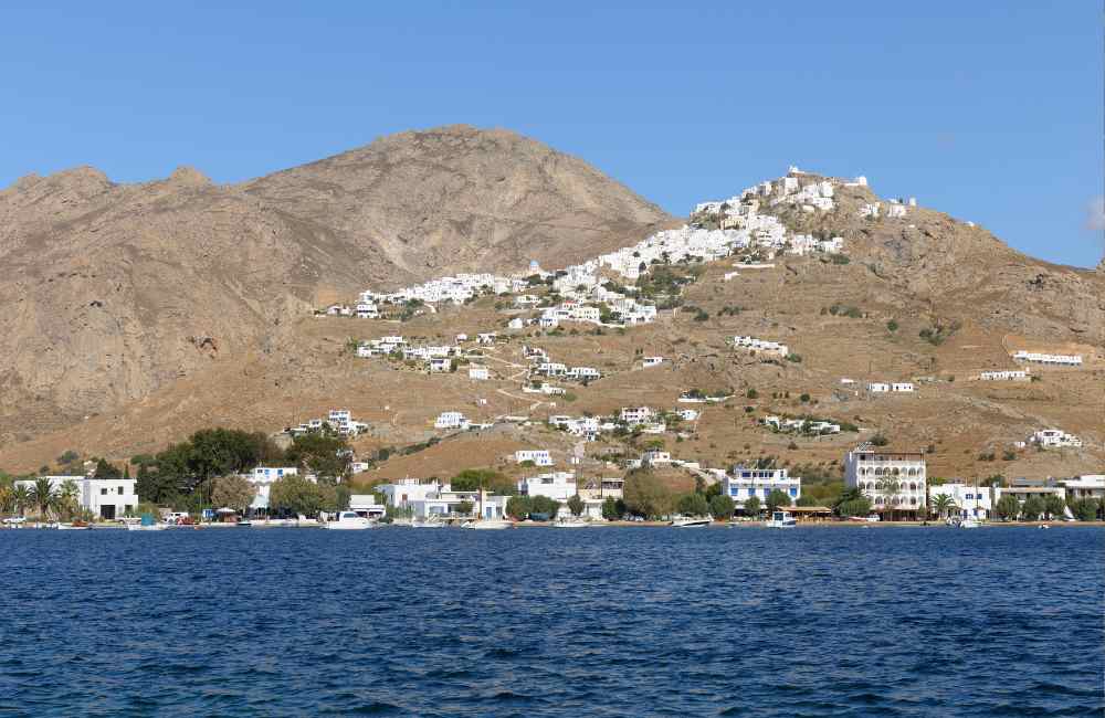 where to stay in serifos