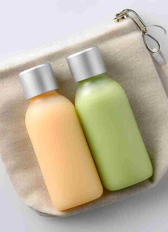 Couples’ Getaway Packing List: What to Share, What to Bring (+ Printable) 5 COUPLE PACKING LIST COUPLE PACKING LIST