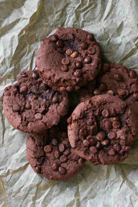 25 Easy Christmas Cookies: Recipes You'll Love to Bake! 24 christmas cookies christmas cookies
