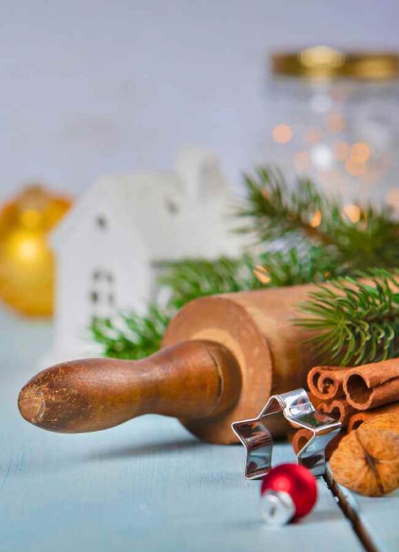 A Minimal Christmas: Beauty Without the Overwhelm 8 MINIMAL CHRISTMAS MINIMAL CHRISTMAS