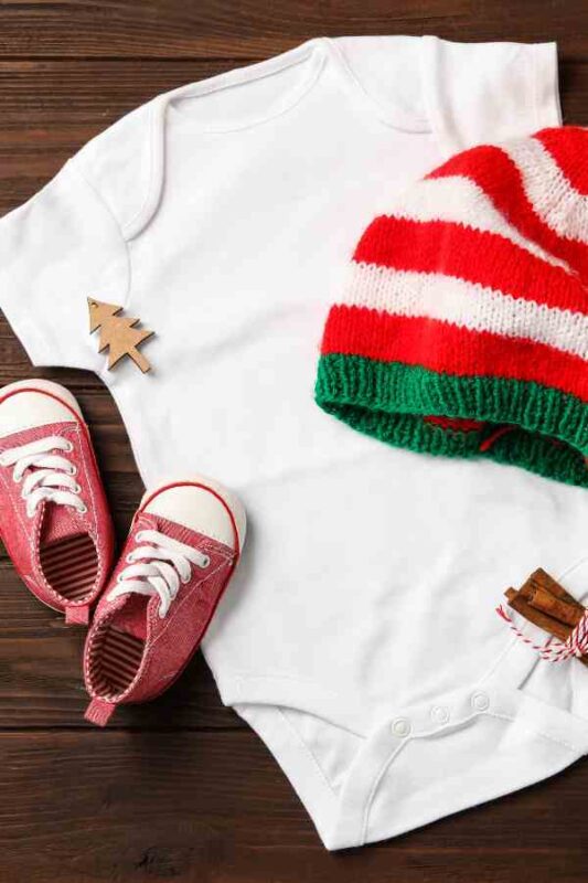 How to Dress for a Christmas Party