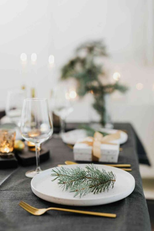 Minimalist Holiday Decor Ideas You’ll Actually Use 5 minimalist holiday decor ideas minimalist holiday decor ideas