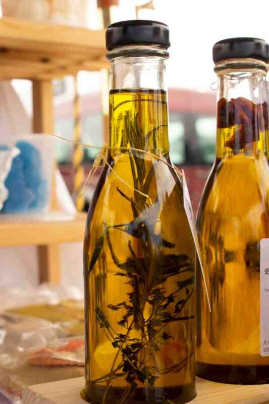 17 Last-Minute DIY Christmas Gifts Anyone Can Make (No Craft Skills Needed) 3 diy christmas gifts diy christmas gifts