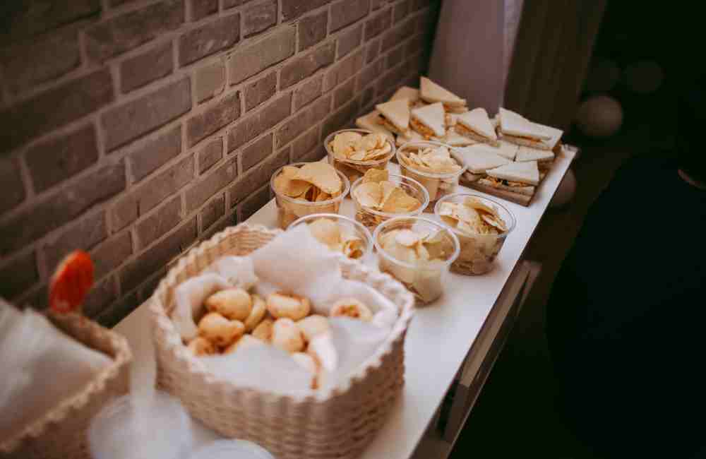 holiday table styling tips