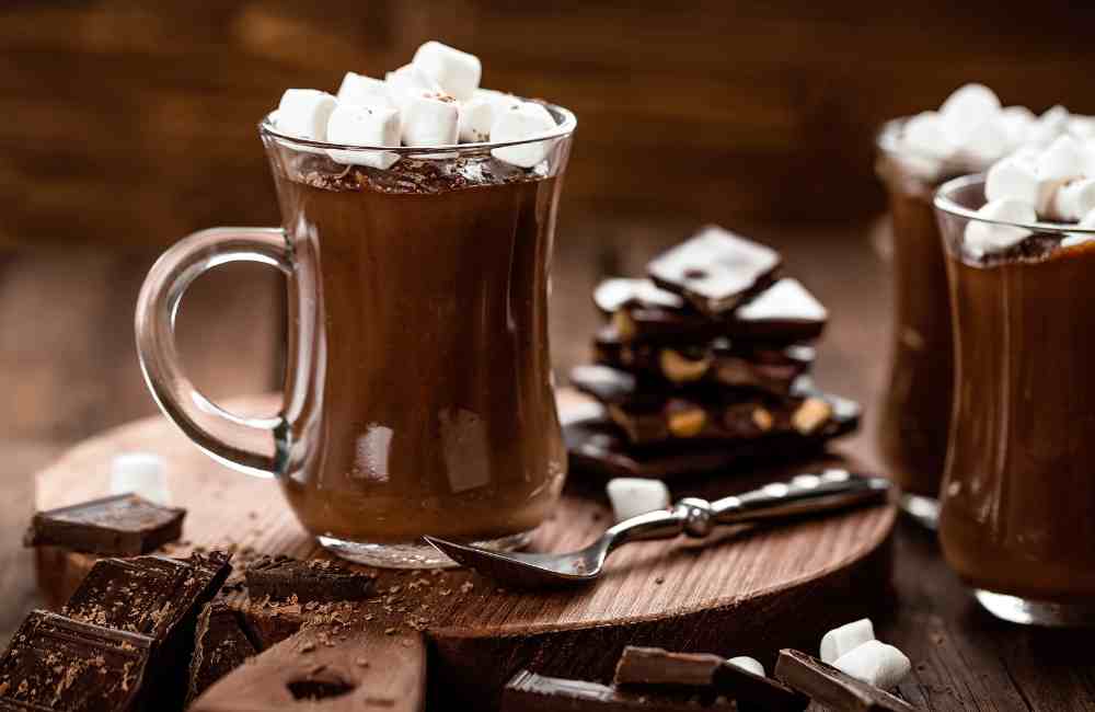 15 Christmas Hot Chocolate Recipes (Cozy, Easy & Totally Irresistible) 4 hot chocolate recipes hot chocolate recipes