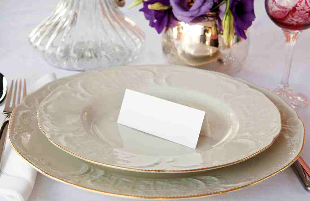 75 Place Card Messages for a Fun & Meaningful Christmas Dinner 9 place card messages place card messages