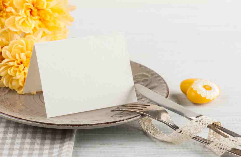 75 Place Card Messages for a Fun & Meaningful Christmas Dinner 10 place card messages place card messages