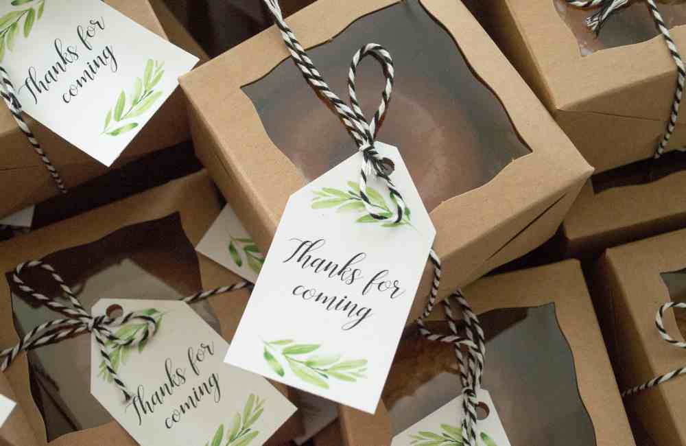 Hosting New Year’s Eve Party: Simple Ideas for a Beautiful Celebration 17 hosting new year's eve party hosting new year's eve party