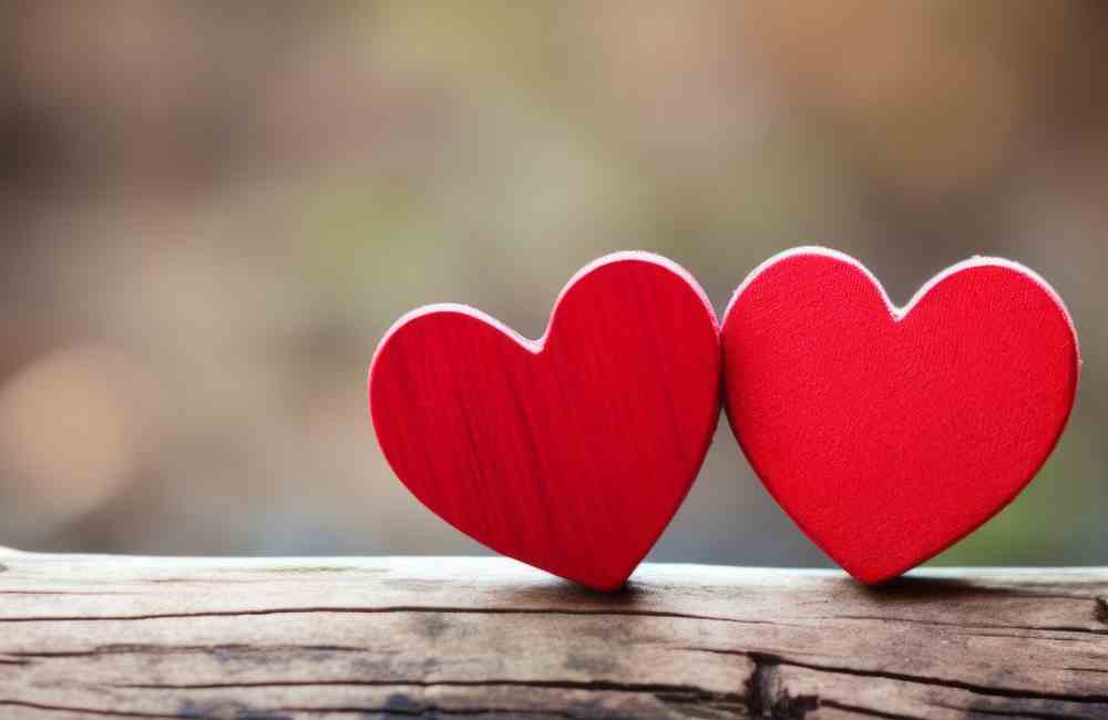 75 Deeply Romantic Valentine’s Texts for Him (That Speak Straight to His Heart) 10 valentine's texts for him valentine's texts for him