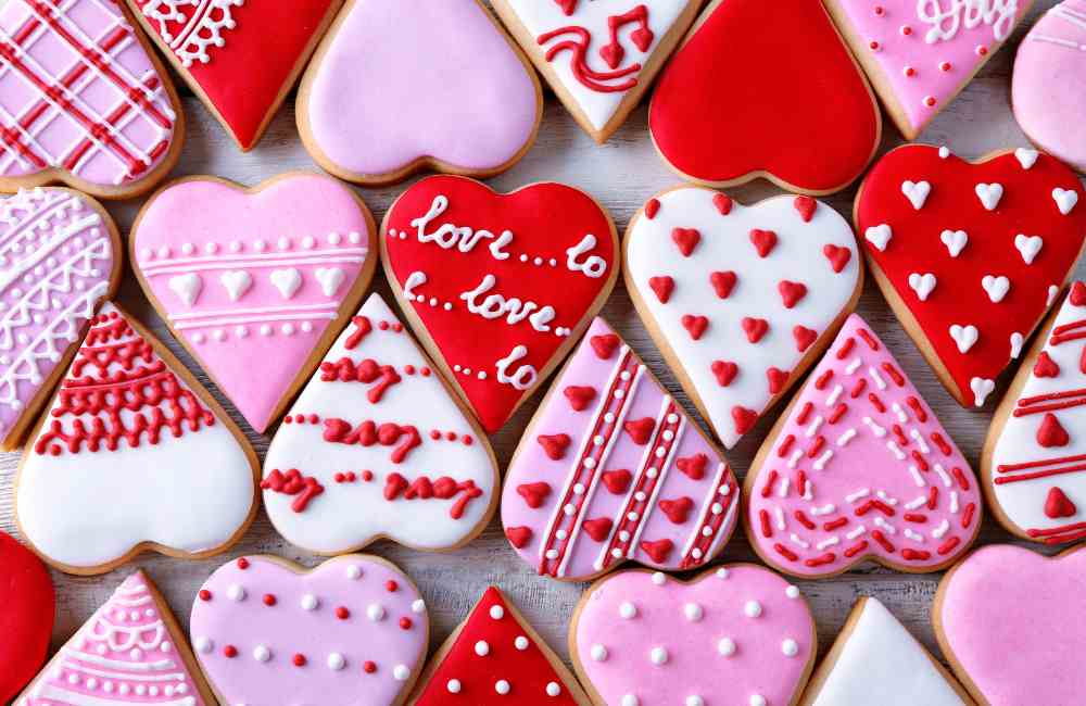 75+ Ridiculously Funny Valentine’s Texts to Make Him Laugh (and Maybe Blush) 17 valentine's texts valentine's texts